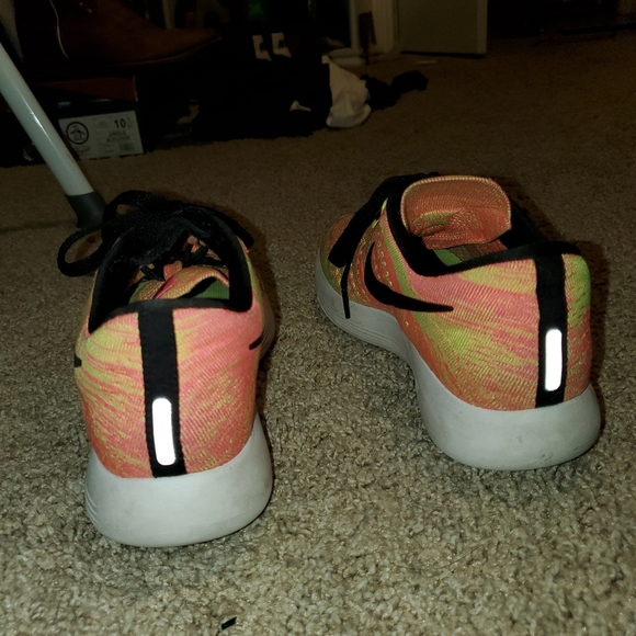 Shoes - Picture 3 of 5